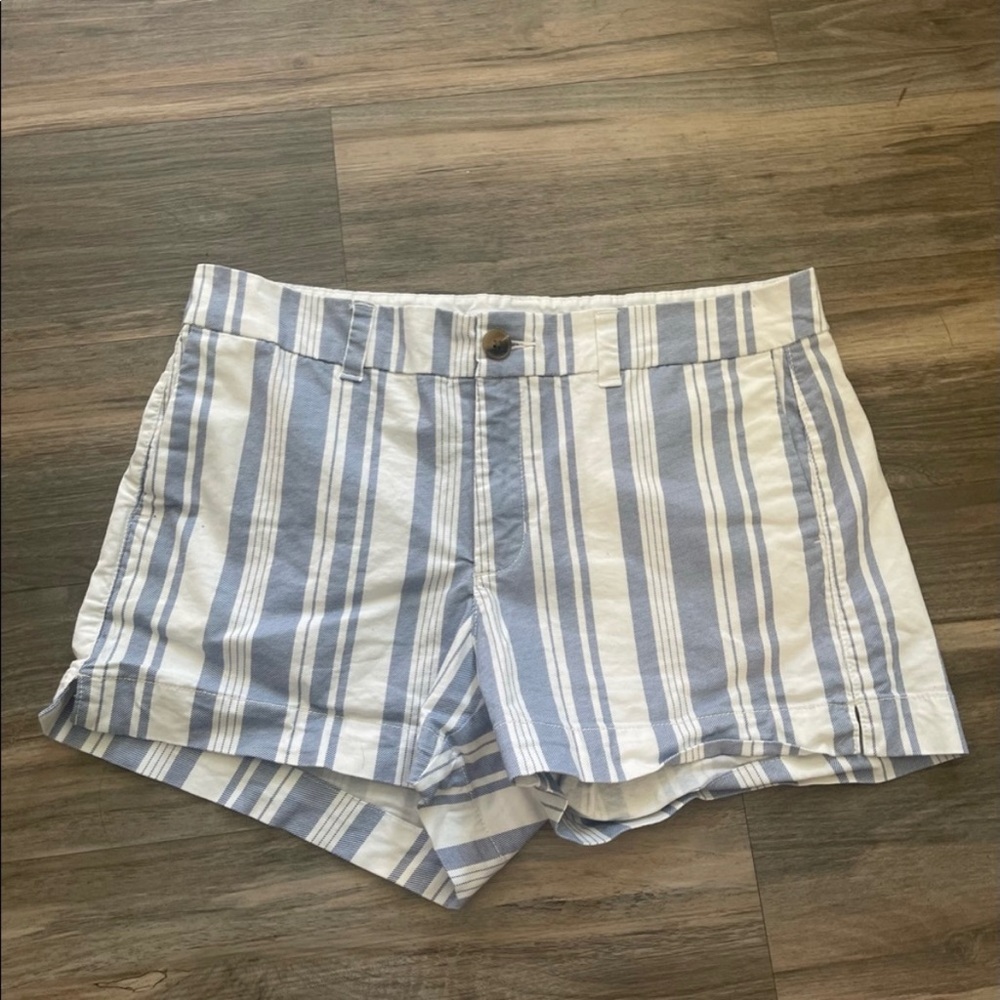 Old Navy White and Blue Strip Everyday Shorts Size 6